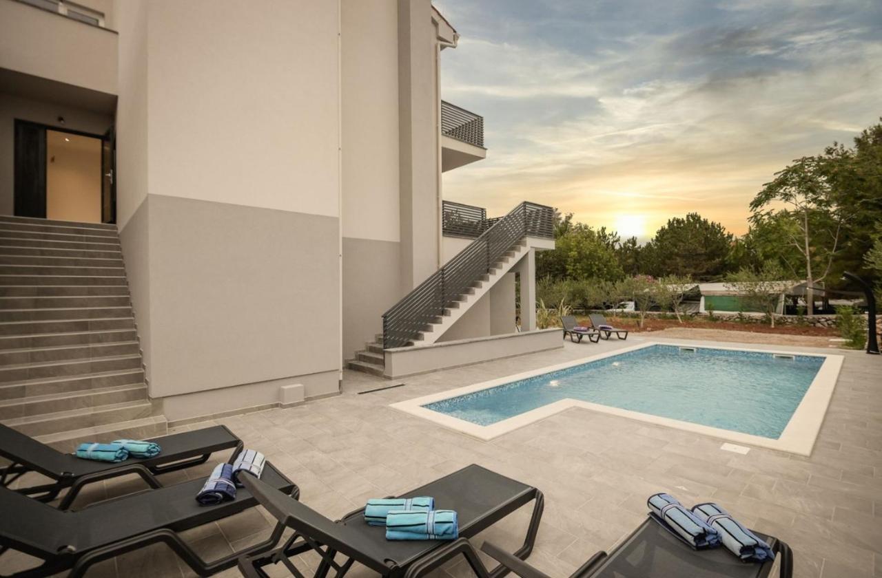 Luxury Apartments Villa Lacrima ชิโล ภายนอก รูปภาพ