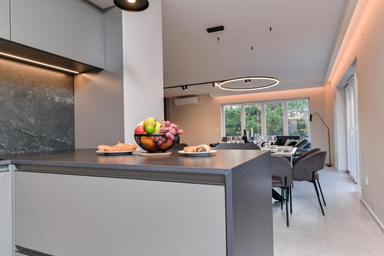 Luxury Apartments Villa Lacrima ชิโล ภายนอก รูปภาพ